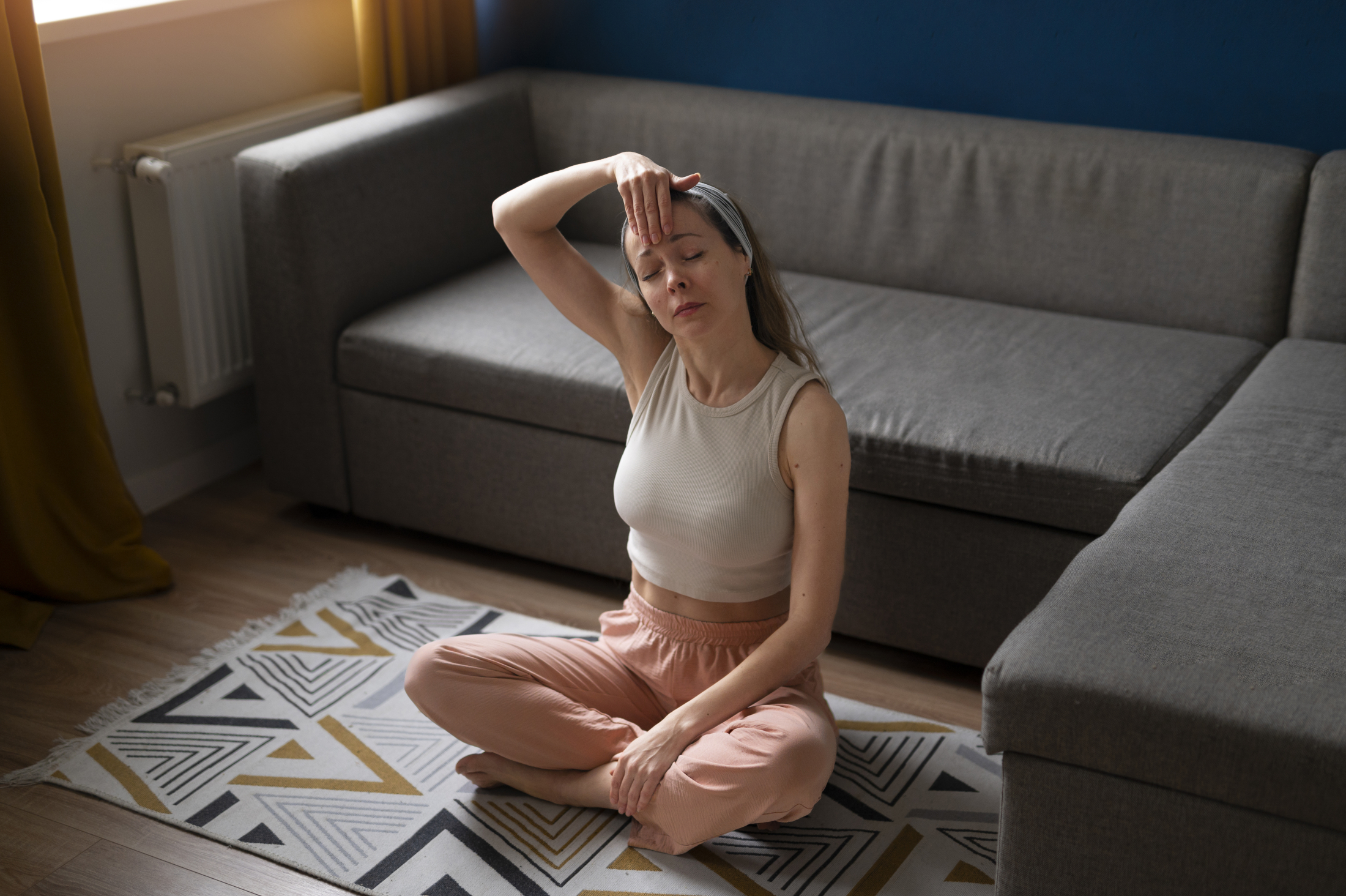 Как найти себя через гармонизацию духовного и материального мира polnyi-snimok-zensiny-praktikuusei-licevuu-iogu.jpg